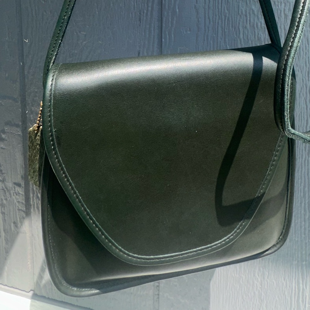 Vintage Coach Lindsay Crossbody in Bottle Green!